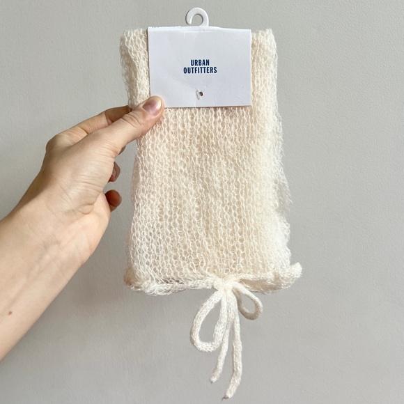 Ivory white open knit bow sheer leg warmers - Picture 2 of 5